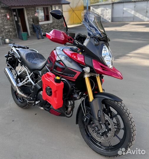 Suzuki V-Strom (DL1000)