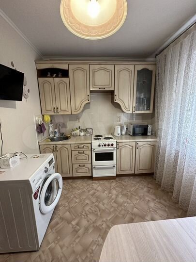 1-к. квартира, 39 м², 1/9 эт.