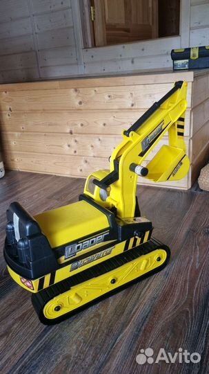 Экскаватор детский