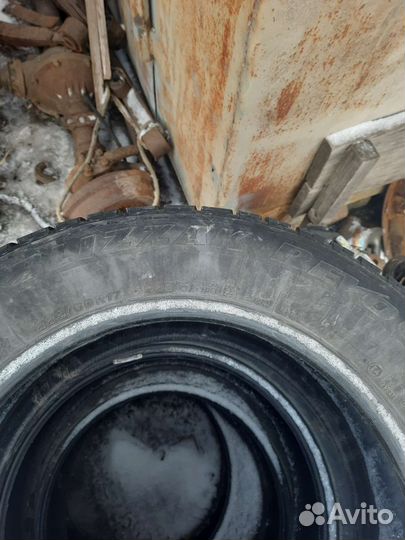 Bridgestone Blizzak Revo GZ 225/60 R17 99S