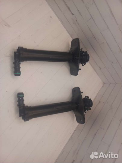 Форсунки омывателя фар Audi A6 C7 L/R