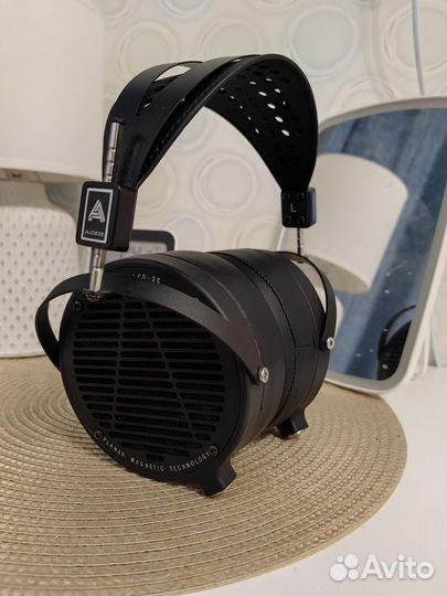 Audeze lcd 2 classic