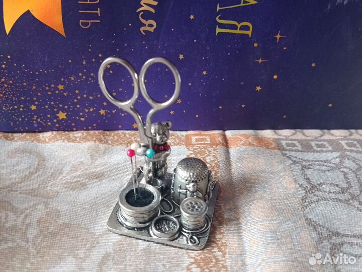 Ножницы для вышивания с держателем