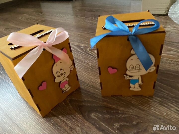 Коробочки для сбора денег на мальчика и девочку