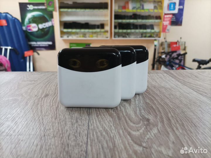 Портативное зарядное устройство с кабелем USB Flar