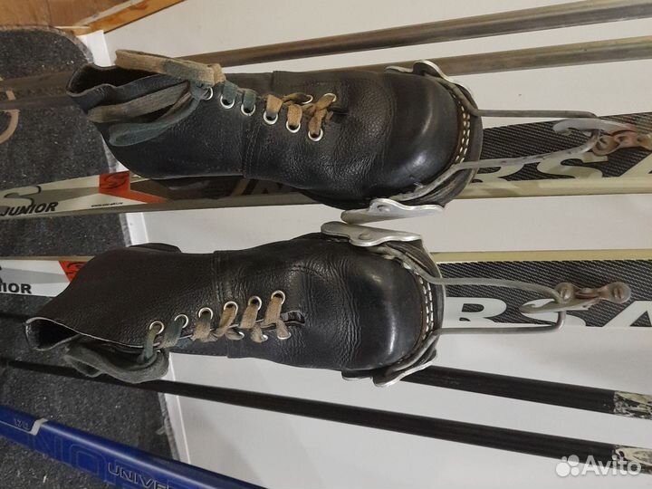 Лыжи пластиковые, ботинки, крепления