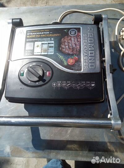 Электро гриль Steakmaster redmond