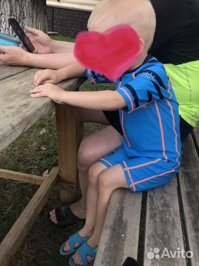 Купальный костюм с уф-защитой