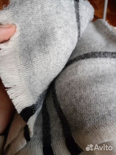 Шарфы и Палантины красивые новые кашемир, шерсть