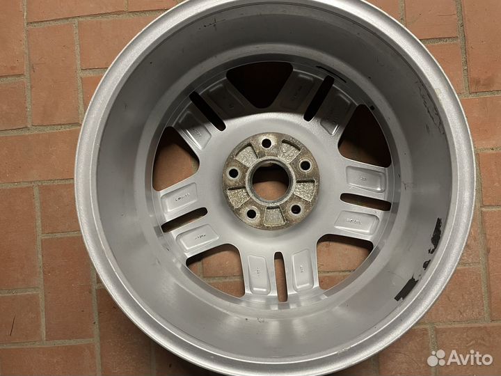 Диск литой volkswagen r18