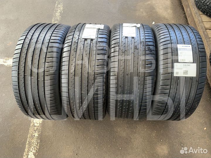 Michelin Pilot Sport 4 SUV 285/35 R23 107Y