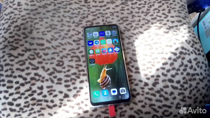 TECNO Pova 2, 4/128 ГБ