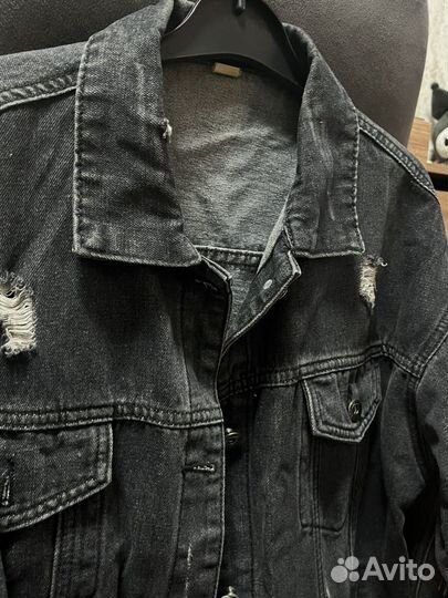 Джинсовая куртка черная