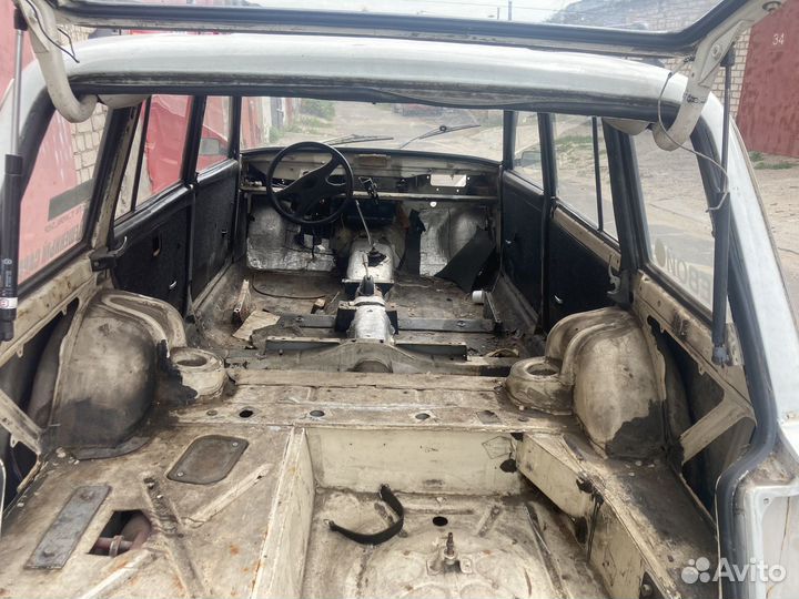 ВАЗ 2104 1.5 МТ, 1992, битый, 10 000 км