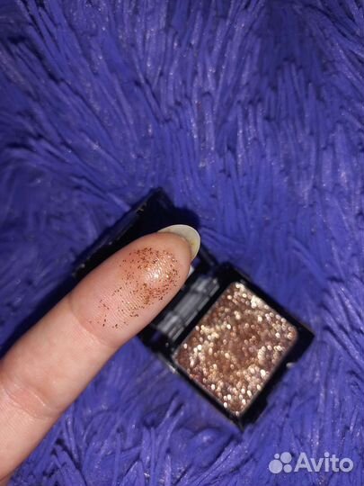 Гель блестки от wet n wild почти новые