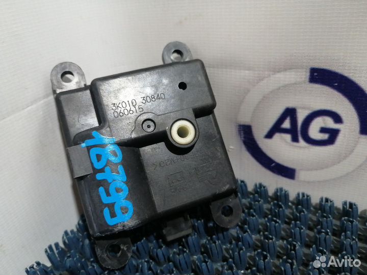 Сервопривод заслонок печки Nissan Murano