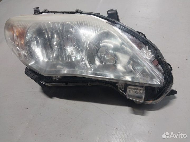 Фара передняя правая Toyota Corolla 150 1.6 2010