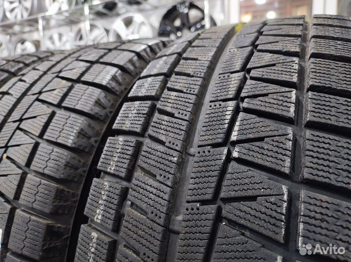 Bridgestone Blizzak RFT 205/55 R16 91S