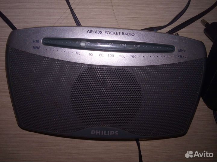 Радиоприемник philips AE 1605