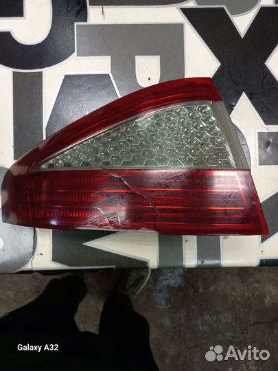 Задний стоп сигнал на Ford mondeo mk4