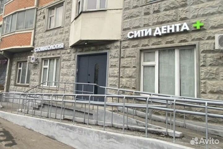 Администратор стоматологической клиники