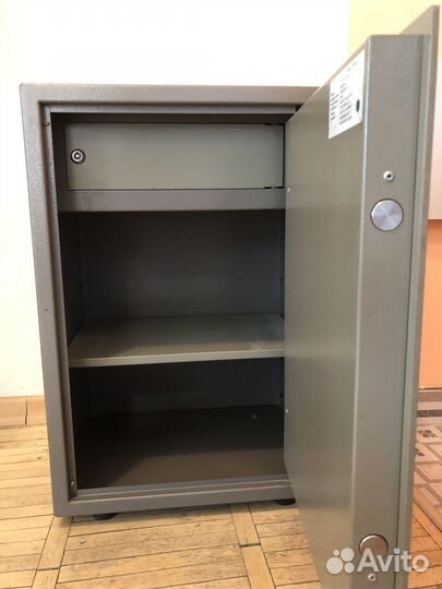 Сейф офисный valberg ASM-63T CL б/у