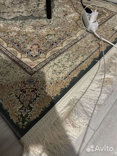 Ковёр новый