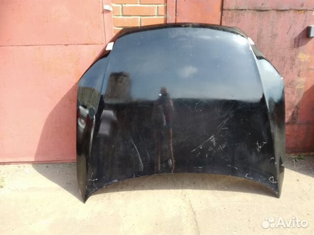Audi Q7 4L капот