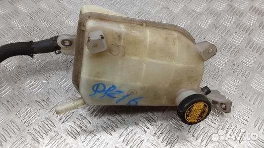 Бачок расширительный toyota prius XW30 (98Z16NP01)