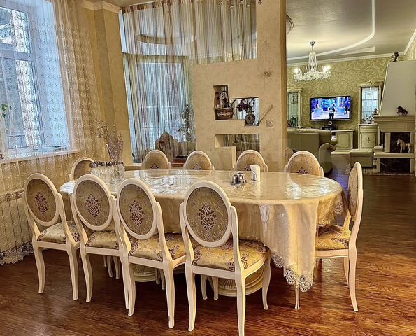 Дом 500 м² на участке 25 сот.