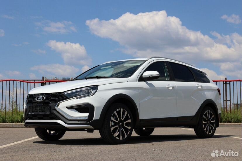 ВАЗ (LADA) Vesta Cross 1.8 CVT, 2024