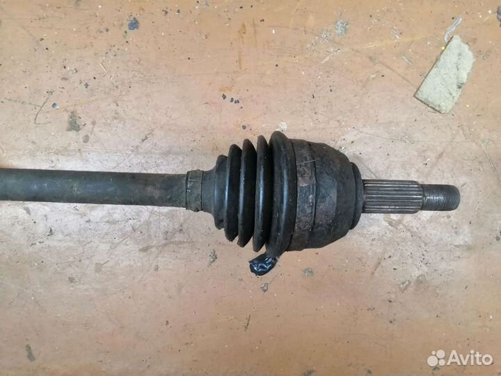 Вал привода Ford Focus 1 АКПП