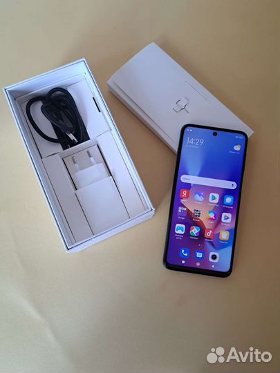 Телефон Xiaomi redmi note 9s