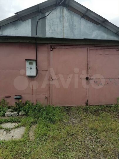 Гараж, > 30 м²