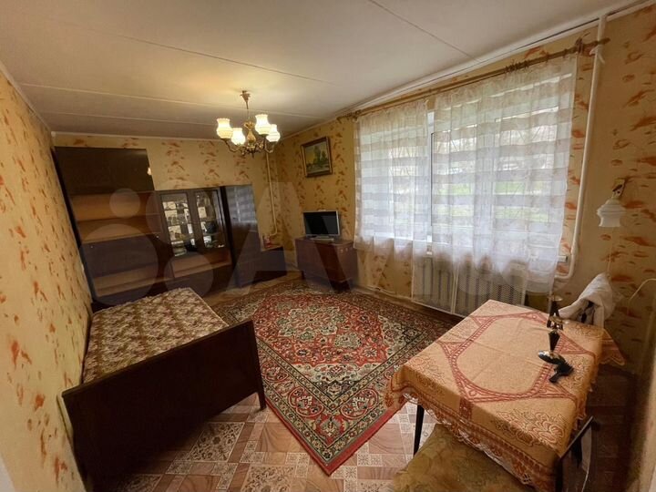 2-к. квартира, 42 м², 1/5 эт.