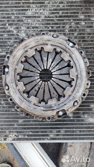 Корзина сцепления на Пежо 307