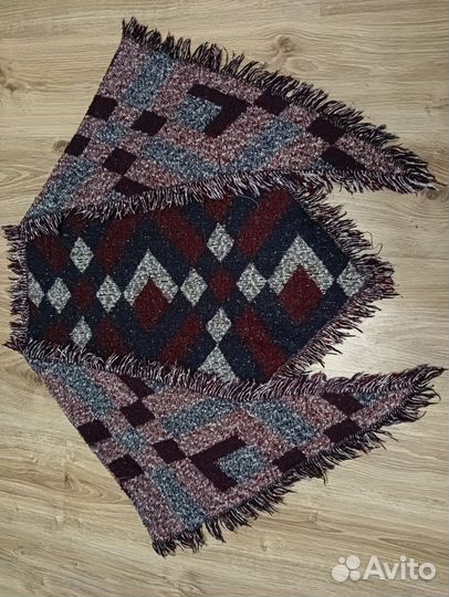 Платки, палантины, шарфы