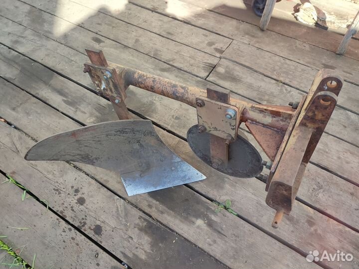 Плуг минитрактора кмз-012