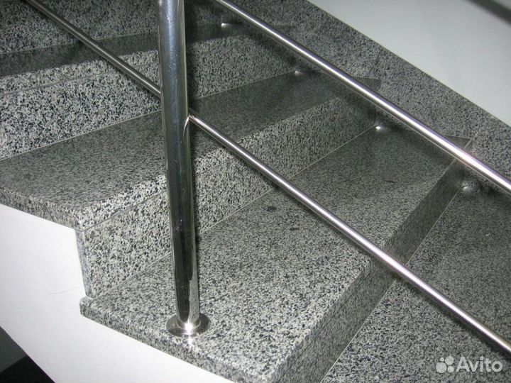 Гранитные ступени