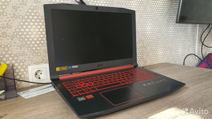 Мощный игровой ноутбук Acer nitro an515-42