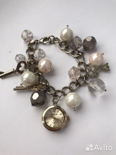 Часы-браслет женские Decade