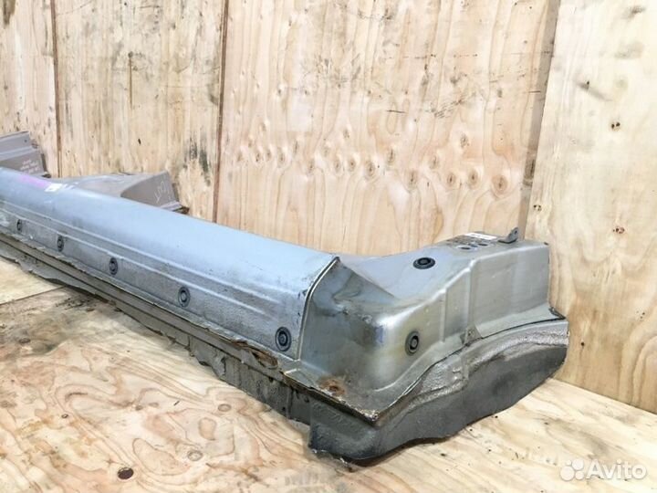 Порог правый Toyota Probox NCP59 1nzfe 2003