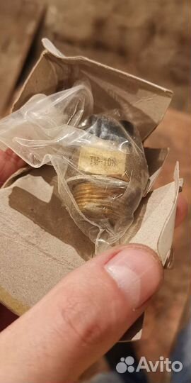 Датчик включения вентилятора ваз (92-87)