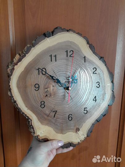 Часы настенные дерево