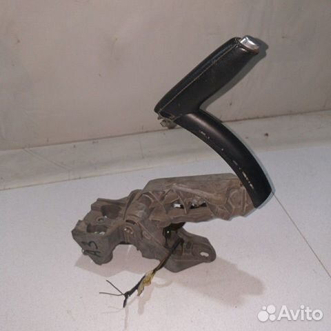 Ручник Audi A3 8P рычаг ручного тормоза