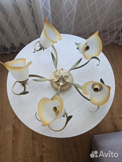 Люстра потолочная