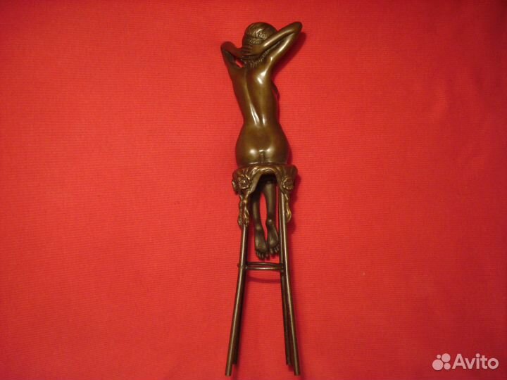 Эротика Обнаженная На Стуле Франция Статуэтка