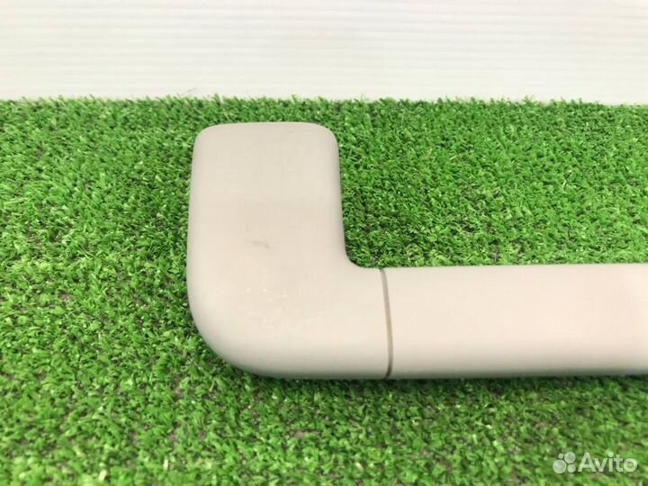 Ручка потолка передняя левая Volkswagen Touareg 7L