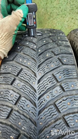 Michelin X-Ice North 4 205/65 R16