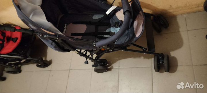Прогулочная коляска трость